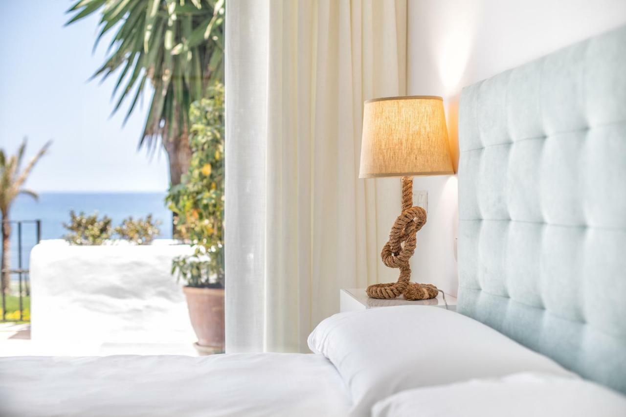 Hanami Alcazaba Beach Front Sea View إِستيبونا المظهر الخارجي الصورة