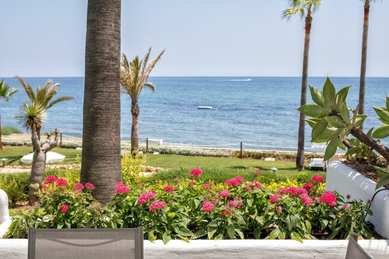 Hanami Alcazaba Beach Front Sea View إِستيبونا المظهر الخارجي الصورة